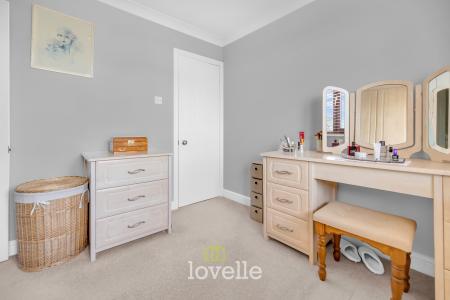 5 bedroom Detached house for sale in Tetney Road, Humberston, DN36