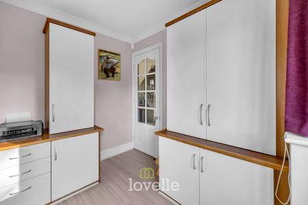 5 bedroom Detached house for sale in Tetney Road, Humberston, DN36