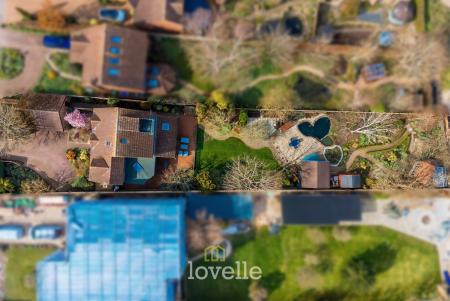 5 bedroom Detached house for sale in Tetney Road, Humberston, DN36