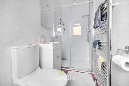 5 bedroom Detached house for sale in Tetney Road, Humberston, DN36