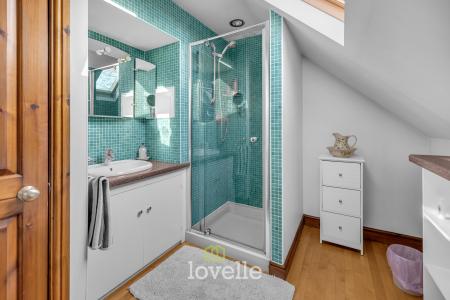 5 bedroom Detached house for sale in Tetney Road, Humberston, DN36