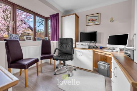 5 bedroom Detached house for sale in Tetney Road, Humberston, DN36