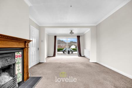 3 bedroom Detached house for sale in Churchthorpe, Fulstow, LN11