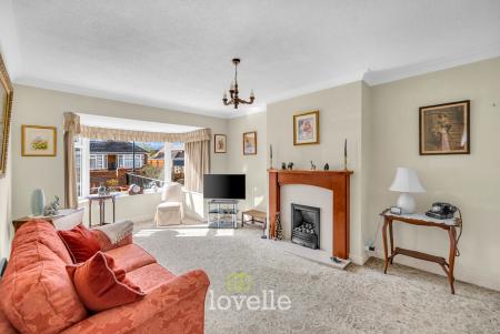 3 bedroom Semi-detached bungalow for sale in Earl Avenue, New Waltham, DN36