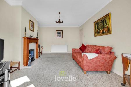 3 bedroom Semi-detached bungalow for sale in Earl Avenue, New Waltham, DN36