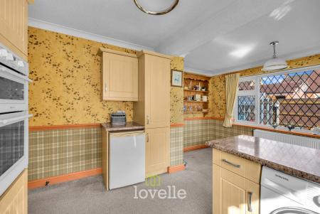 3 bedroom Semi-detached bungalow for sale in Earl Avenue, New Waltham, DN36