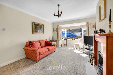 3 bedroom Semi-detached bungalow for sale in Earl Avenue, New Waltham, DN36