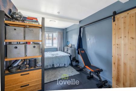 4 bedroom Detached house for sale in Lock Road, North Cotes, DN36