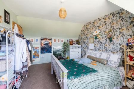 4 bedroom Detached house for sale in Lock Road, North Cotes, DN36