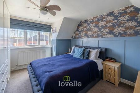 4 bedroom Detached house for sale in Lock Road, North Cotes, DN36