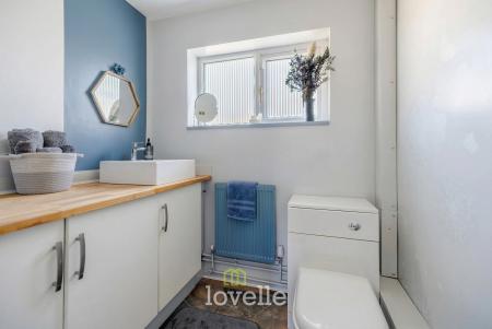 4 bedroom Detached house for sale in Lock Road, North Cotes, DN36