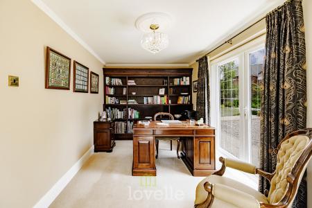 4 bedroom Detached house for sale in Cassbrook Drive, Fulstow, LN11