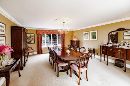 4 bedroom Detached house for sale in Cassbrook Drive, Fulstow, LN11