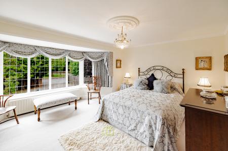 4 bedroom Detached house for sale in Cassbrook Drive, Fulstow, LN11