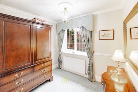 4 bedroom Detached house for sale in Cassbrook Drive, Fulstow, LN11