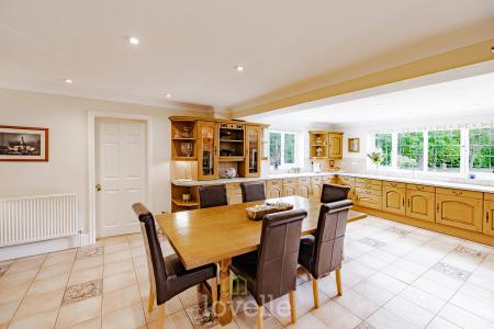 4 bedroom Detached house for sale in Cassbrook Drive, Fulstow, LN11