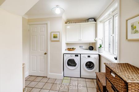 4 bedroom Detached house for sale in Cassbrook Drive, Fulstow, LN11