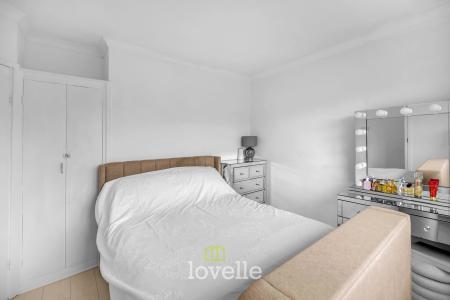 3 bedroom Semi-detached house for sale in Windsor Road, Cleethorpes, DN35