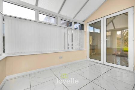 3 bedroom Semi-detached house for sale in Windsor Road, Cleethorpes, DN35