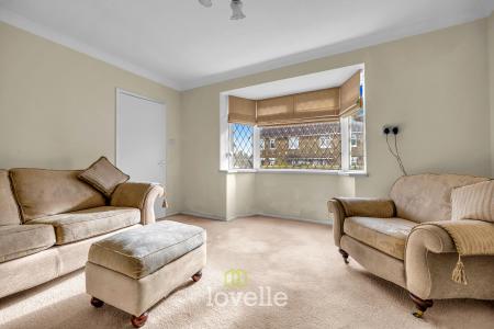 3 bedroom Semi-detached house for sale in Windsor Road, Cleethorpes, DN35