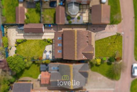 4 bedroom Detached house for sale in Berkeley Road, Cleethorpes, DN35