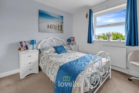 4 bedroom Detached house for sale in Berkeley Road, Cleethorpes, DN35