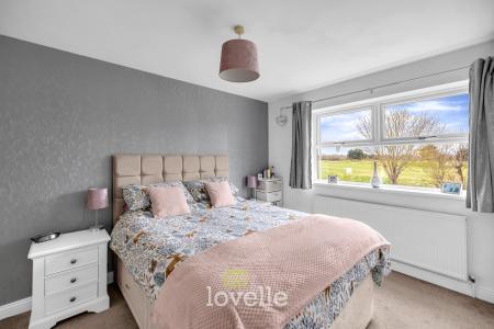 4 bedroom Detached house for sale in Berkeley Road, Cleethorpes, DN35