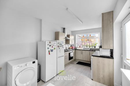 3 bedroom Terraced House for sale in Brereton Avenue, Cleethorpes, DN35