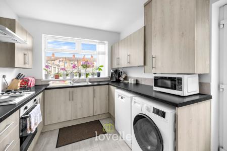 3 bedroom Terraced House for sale in Brereton Avenue, Cleethorpes, DN35