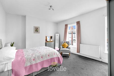 3 bedroom Terraced House for sale in Brereton Avenue, Cleethorpes, DN35