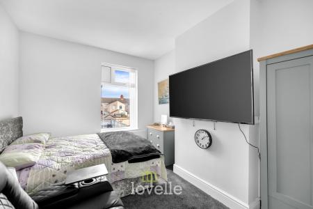 3 bedroom Terraced House for sale in Brereton Avenue, Cleethorpes, DN35