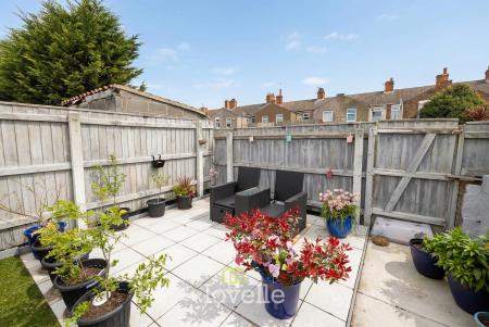 3 bedroom Terraced House for sale in Brereton Avenue, Cleethorpes, DN35