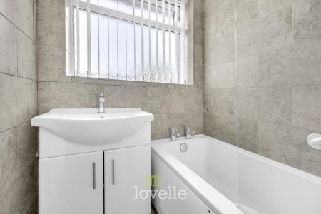 3 bedroom Semi-detached house for sale in Ashby Road, Cleethorpes, DN35