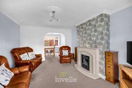 3 bedroom Semi-detached house for sale in Ashby Road, Cleethorpes, DN35