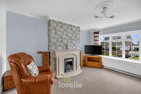 3 bedroom Semi-detached house for sale in Ashby Road, Cleethorpes, DN35