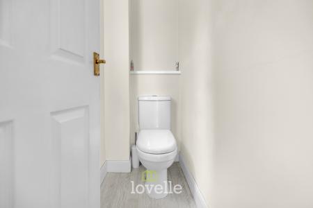 3 bedroom Semi-detached house for sale in Ashby Road, Cleethorpes, DN35