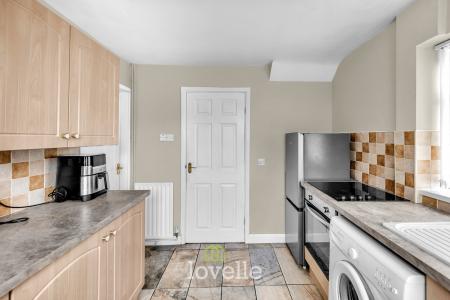 3 bedroom Semi-detached house for sale in Ashby Road, Cleethorpes, DN35