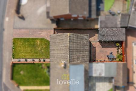 3 bedroom Semi-detached house for sale in Ashby Road, Cleethorpes, DN35