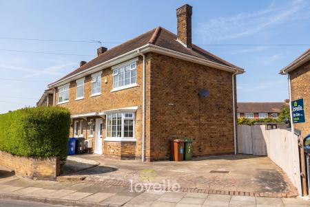 Durham Road, Cleethorpes, DN35