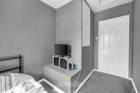 3 bedroom Semi-detached house for sale in Durham Road, Cleethorpes, DN35