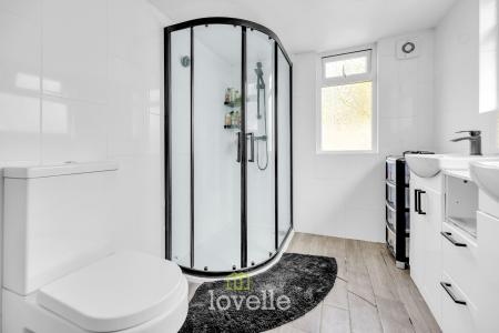 3 bedroom Semi-detached house for sale in Durham Road, Cleethorpes, DN35