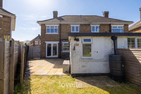 3 bedroom Semi-detached house for sale in Durham Road, Cleethorpes, DN35