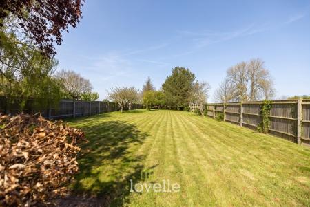 4 bedroom Detached house for sale in Humberston Avenue, Humberston, DN36