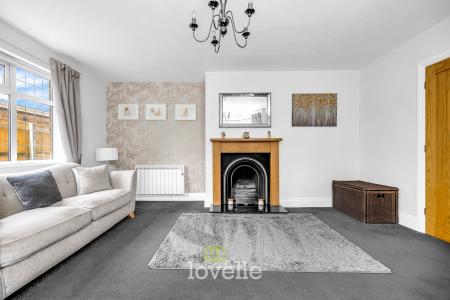 4 bedroom Detached house for sale in Humberston Avenue, Humberston, DN36