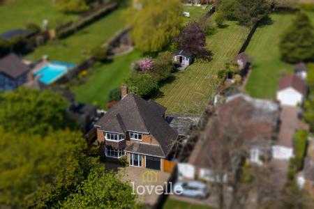 4 bedroom Detached house for sale in Humberston Avenue, Humberston, DN36