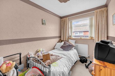 3 bedroom Semi-detached bungalow for sale in Swales Road, Humberston, DN36