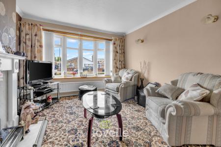 3 bedroom Semi-detached bungalow for sale in Swales Road, Humberston, DN36