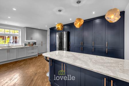 5 bedroom Detached house for sale in Church Lane, Marshchapel, DN36