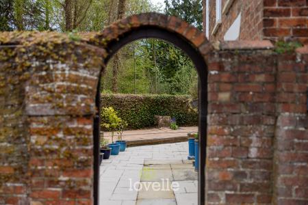 5 bedroom Detached house for sale in Church Lane, Marshchapel, DN36