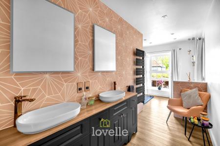 5 bedroom Detached house for sale in Church Lane, Marshchapel, DN36